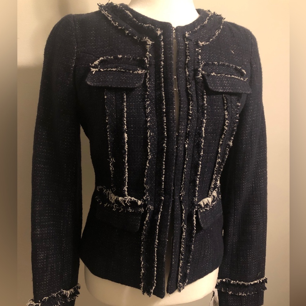Tweed Jacket in a Dark Navy Denim Color Size 2